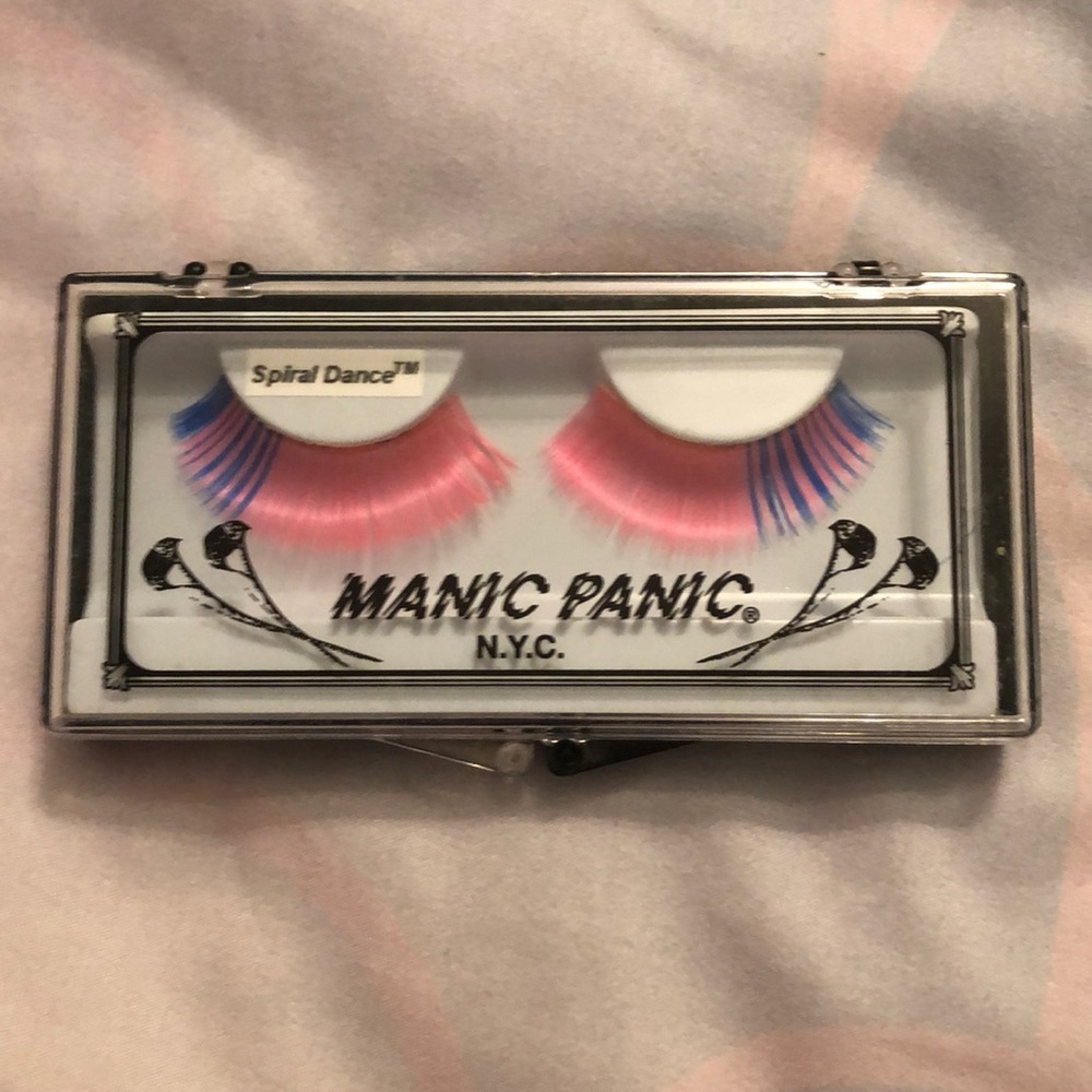 NWT! Manic Panic Spiral Dance Lashes